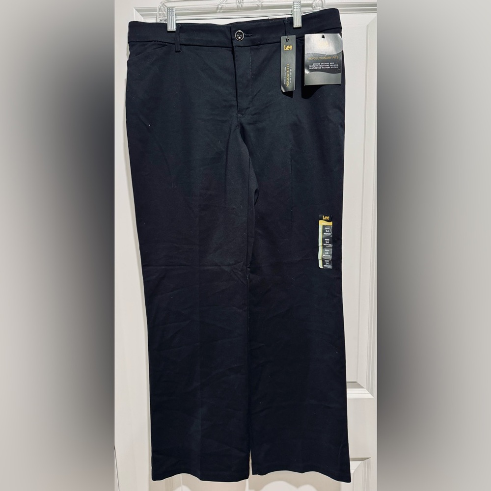 Lee Women’s Black Flex‎ Motion Mid Rise Trouser
